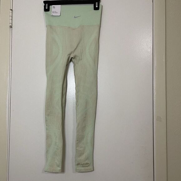 NWT NIKE YOGA dri-fit neon green ribbed high waist leggings size small - Picture 4 of 8